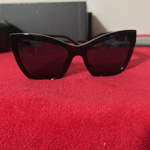 VERSACE 56mm sunglasses - Picture 7 of 8